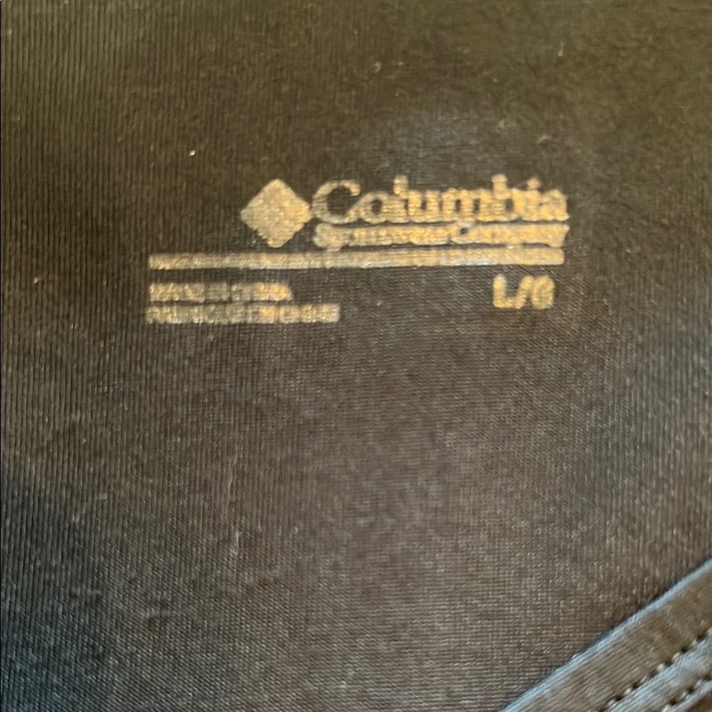 Columbia Black Graphic Cap Sleeve Tee. EUC  Size Large - Picture 3 of 7